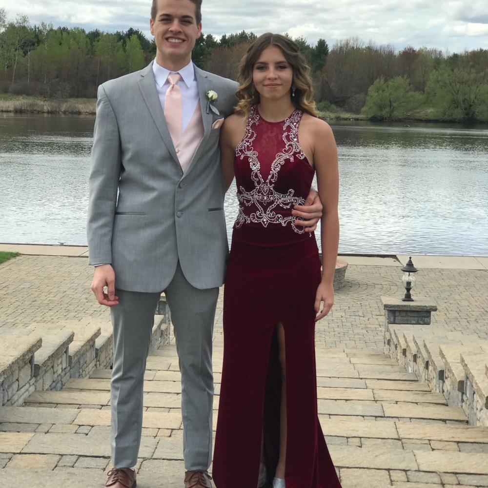Beautiful Nina Canacci gown